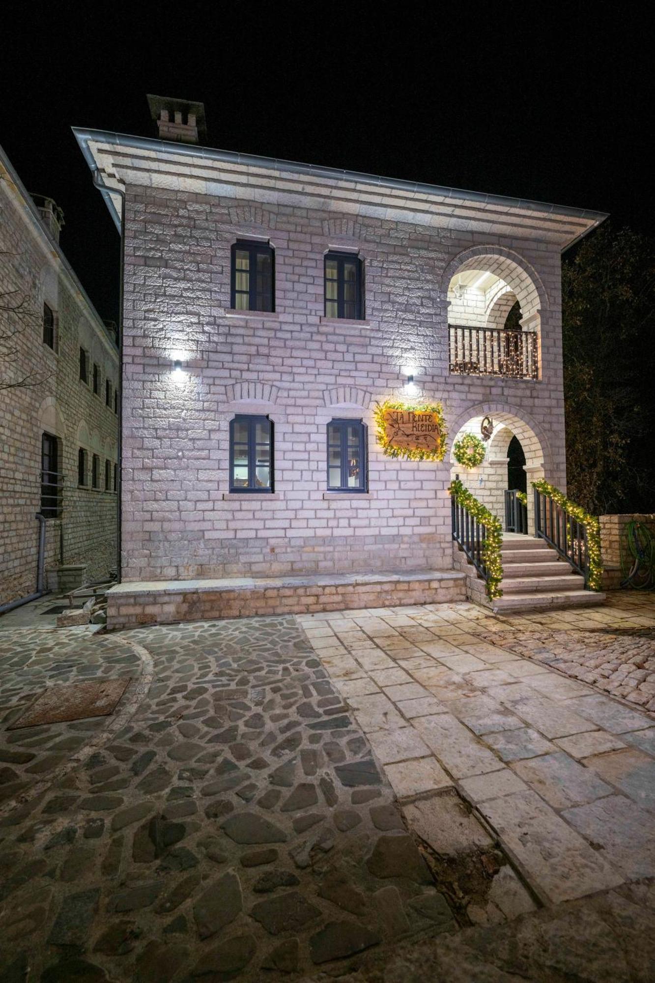 The Five Keys Hotel Monodendri Exterior photo